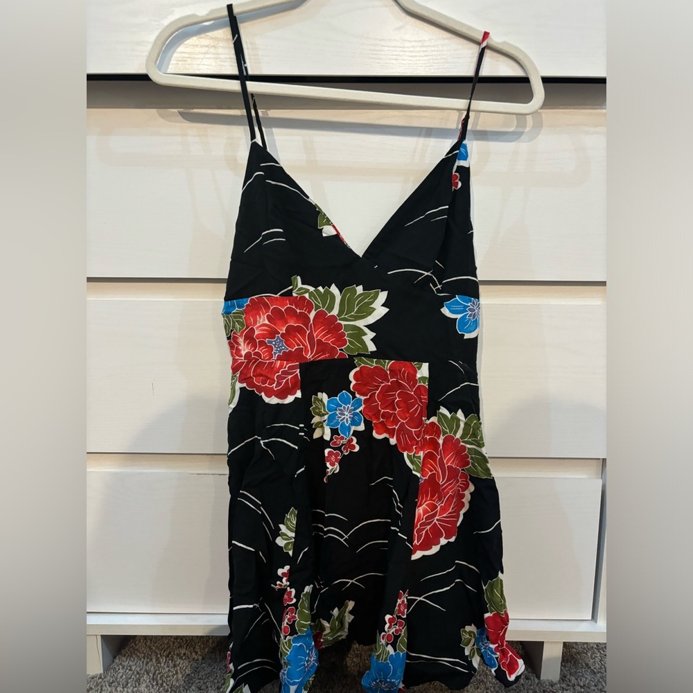 Black floral dress M